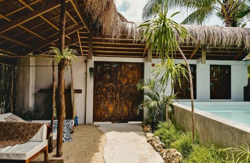 Catangnan Hotel | La Bohème Boutique Glamping