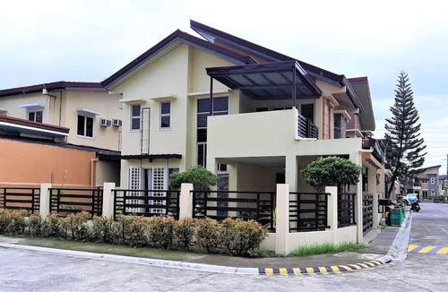 Angeles City House | La Casa Felice