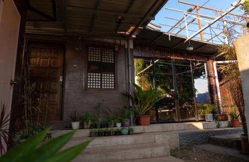 Nasugbu House | La Casa Josefina