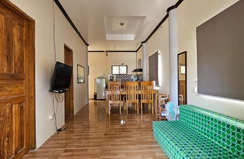 Catarman House | La Casita- Private 2BR Home, Starlink, Netflix, Sleeps 7