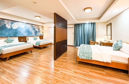 Bagac Hotel | La Jolla Beach Resort