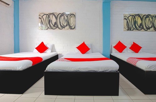 Mandaue Hotel | La Maria Pension And Tourist Inn Hotel