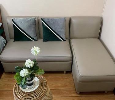 North Reclamation Area Apartment | La Maria Rentals - Relaxing Cozy Stay just Steps from SM Cebu
