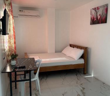 Guiuan Hotel | La Maria Traveller's Inn