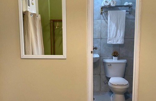 Baybay City Hotel | La Patria Baybay Tourist Inn powered by Cocotel