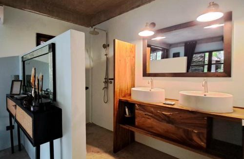 El Nido Hotel | La Plage Hotel