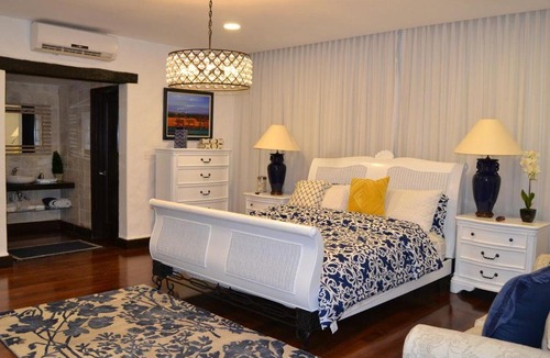 Los Limones Villa | Laguna Luxury Villa