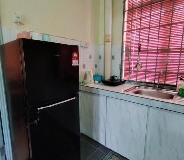 Tanjung Tanah Merah Apartment | Laguna Sutera 1 Bedroom Homestay