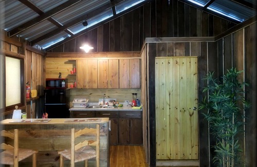 Jarabacoa Cabin | Laid Back Cabin overlooking the river