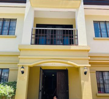 Lapu-Lapu Apartment | Laiza's Crib 16pax Private 4BR Home with 3 Baths