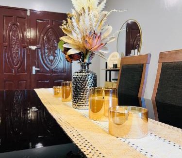 Lapu-Lapu Apartment | Laiza's Crib 16pax Private 4BR Home with 3 Baths