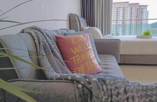 Taman Mount Austin Apartment | -Lake View- Mount Austin IKEA Toppen 10 mins - B107