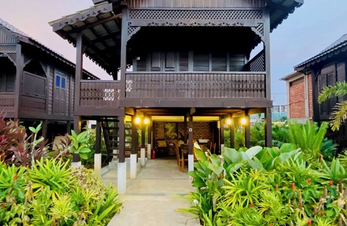 Lubok Buaya Ski Chalet | Landmark Cenang - A Beautiful Traditional Malaysian Chalet