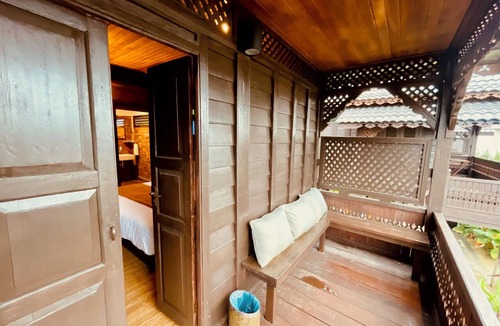 Lubok Buaya Ski Chalet | Landmark Cenang - A Beautiful Traditional Malaysian Chalet