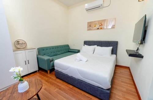 Manir House | Langit Biru Studio Homestay 1