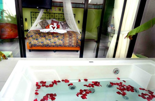 Taman Mewah Hotel | Langit-Langi Hotel Port Dickson