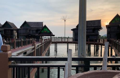 Padang Matsirat Resort | Langkawi Lagoon Resort Water Chalet