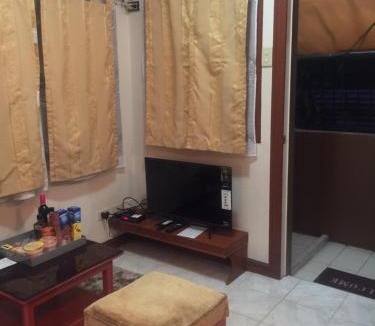 Las Pinas Bed & Breakfast | Las Pinas Serviced Apartment