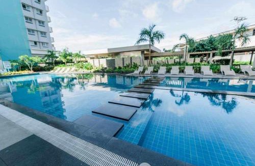 Bantud Hacienda Apartment | LB Place