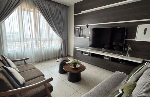 Jawa Apartment | Le Maison Guesthouse Ipoh-Octagon 7 pax - city center - pool