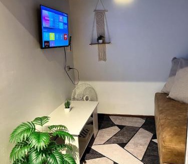 Digos City Hostel | Lee's Transient Unit 1