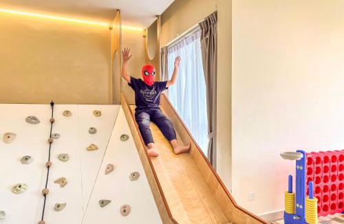 Medini Apartment | Legoland 3 Mins Kid-Friendly, Free Park, HideOutTunnel Special Kid Pool, JB Johor Bahru Malaysia