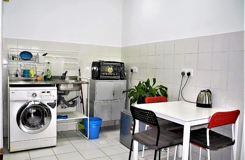 Medan Tuanku Apartment | Leisure Home Apartment @ Maytower, Kuala Lumpur City Center