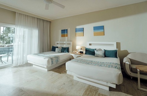 Los Brazos Hotel | Lifestyle Holidays Vacation Resort - Beach Studio - Confresi Palms
