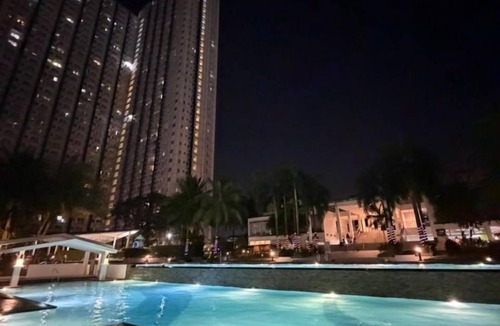 Santo Cristo Apartment | LJ STAYS: Swimming Pool