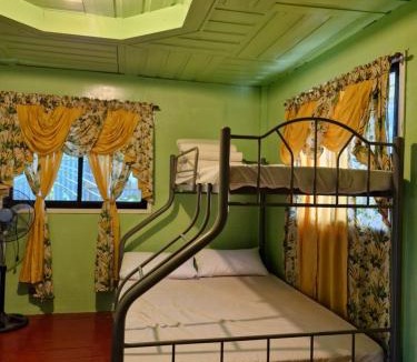 Hinatuan House | Llamas Hometel-Enchanted Hinatuan