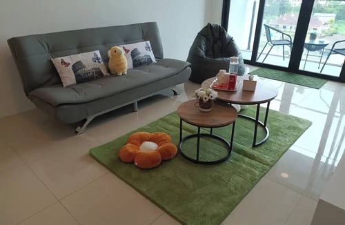Kampung Stampin House | Loft Suites 01 - Skyline Suite