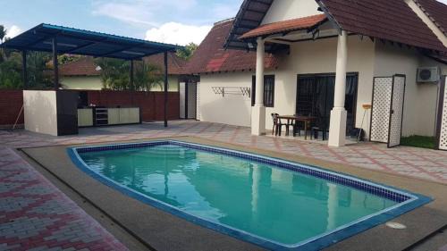 Alor Gajah House | Lot 1281, Villa D'Amour