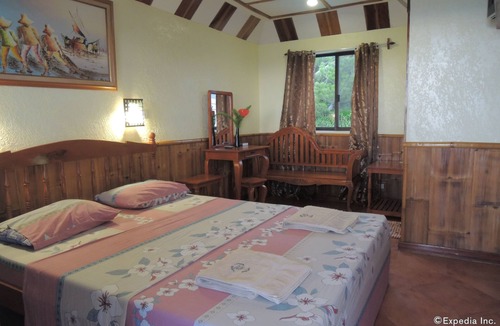Moalboal Hotel | Love's Beach and Dive Resort