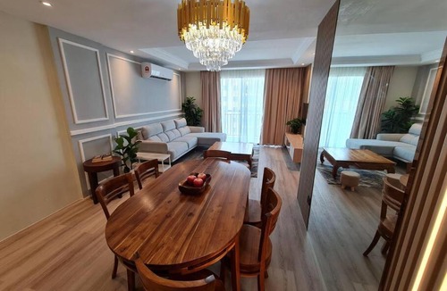 Tabuan Jaya Apartment | Lovely 1878 Apartment 3-bedrooms with free parking