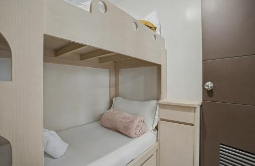 Tambo Apartment | Lovely & Spacious 2BR Home near Solaire & Okada