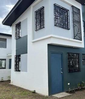 San Pablo Apartment | Lubrin Townhouse