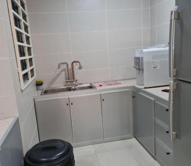 Sandakan Apartment | Lucky 7 Homestay - Utama Court