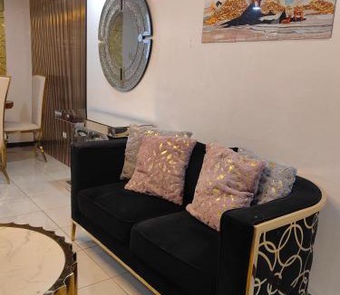 Lipa Apartment | Luna Modern Guesthouse Loft House up and Down