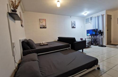 Balibago Apartment | Luna staycation Cozy Condo near Enchanted Kingdom
