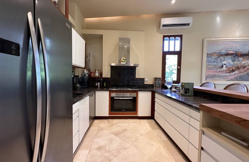 Zona Colonial House | Lux 2-Level Townhouse with Stunning Historic Views