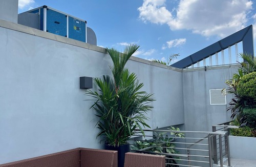 Bagong Pag-asa Condo | Luxee Haven Airbnb
