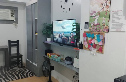 South Triangle Condo | Luxurious City Getaway in Quezon City - Private Condo for Rent