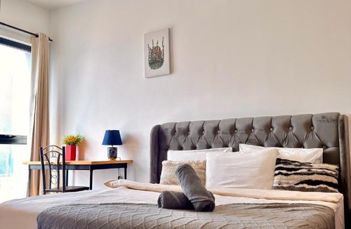 Maluri Apartment | Luxurious Home Smart service Sanway velocity V Residence