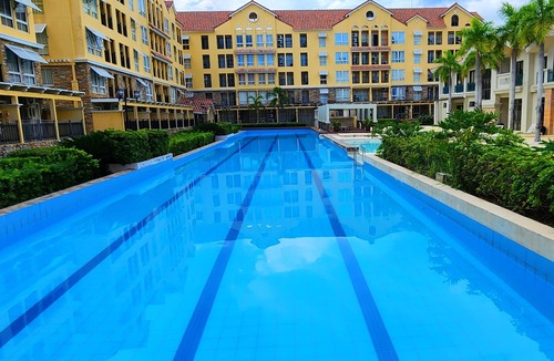 Cebu Condo | Luxurious staycation.nRelax in style in a serene Oasis, with calm ambiance.