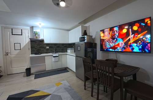 Paranaque Condo | Luxury 2BR 2BA - Azure Urban Resort Residences