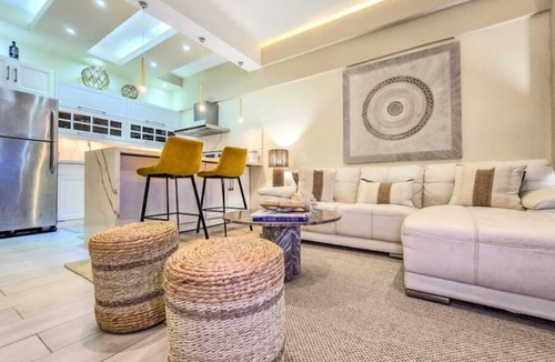 Villas Del Mar Condo | Luxury 2BR Beachfront Stay – Juan Dolio