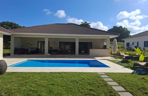 Urbanizacion Tavarez Villa | luxury 5 bedrooms villa in Hispañola -Sosua