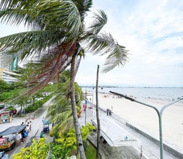Ermita Apartment | Luxury Condo in Manila Bay near US Embassy