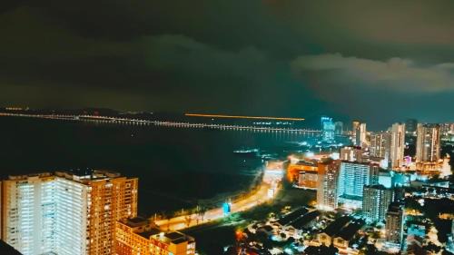 George Town Apartment | luxury familystay 3br 10 pax
