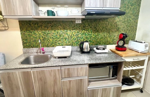 Cebu Condo | Luxury pet-friendly 1-bedroom condo in Cebu City with large balcony